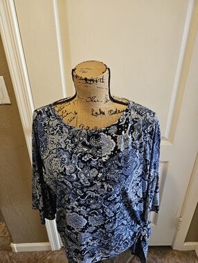 NEW ☆ Michael Kors Top/Blouse, Size Large, Brand NEW!